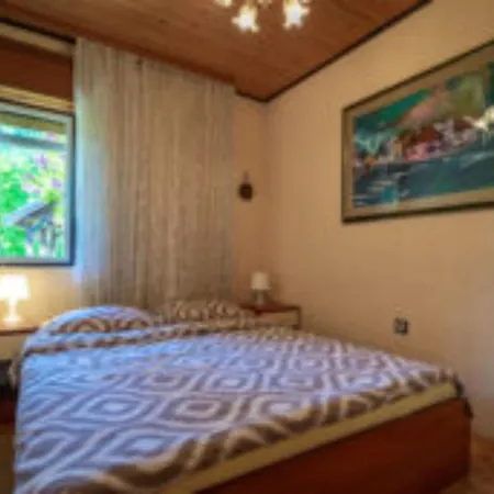 House Bri Ki - One Bedroom House With Terrace 度假居